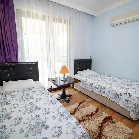 Vakantiehuis Astonishing Flat With Amazing View, Balcony And Terrace In Fethiye