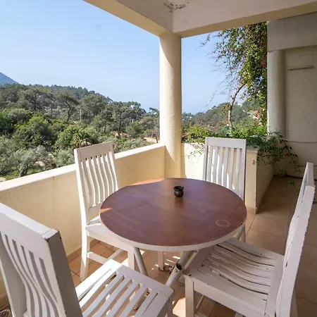 Hébergement de vacances Astonishing Flat With Amazing View, Balcony And Terrace In Fethiye *